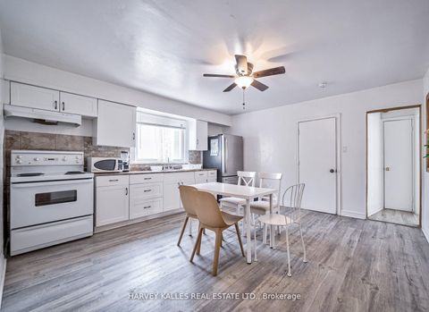 Photo 7 at 40 Dominion Road, Long Branch, Toronto