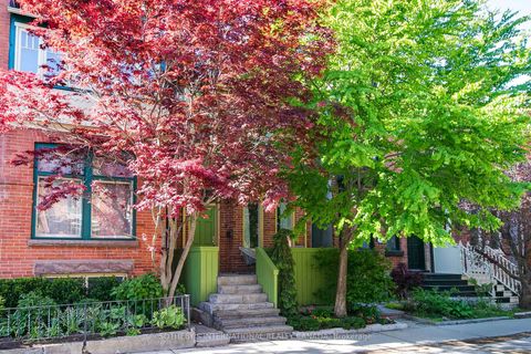 Photo 1 at 48 Salisbury Avenue, South St. James Town, Toronto