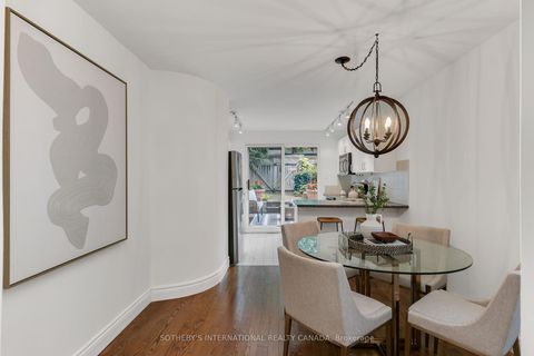 Photo 13 at 48 Salisbury Avenue, South St. James Town, Toronto
