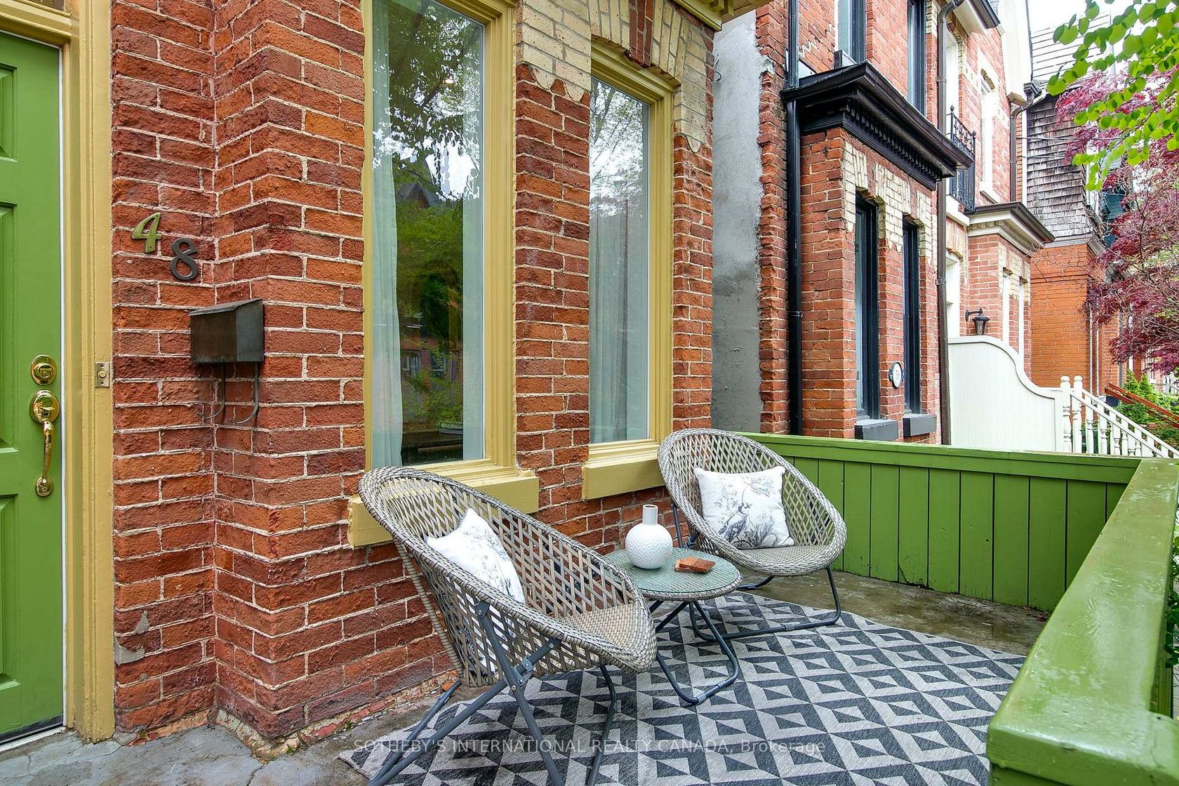 48 Salisbury Avenue, South St. James Town, Toronto by Loree Meneguzzi Real Estate 48 Salisbury Avenue, South St. James Town, Toronto