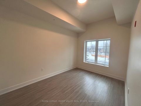 Photo 10 at 201 - 121 Mary Street, Creemore, Clearview
