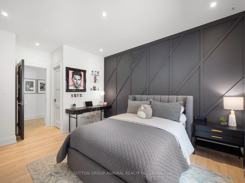 Photo 21 at 29 Kylemount Court, Patterson, Vaughan