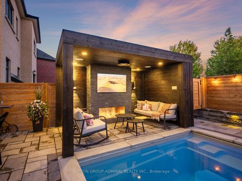 Photo 44 at 29 Kylemount Court, Patterson, Vaughan