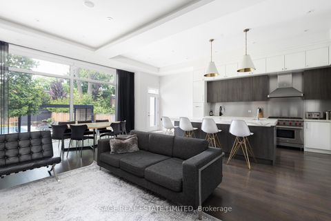Photo 18 at 40 Hoyle Avenue, Mount Pleasant East, Toronto