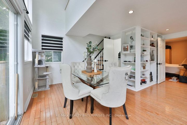 Photo 20 at 708 Montbeck Crescent, Lakeview, Mississauga