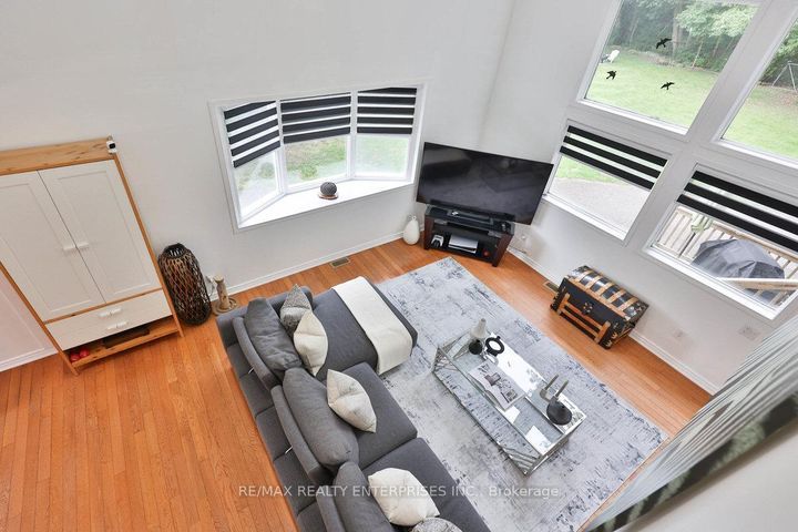 Photo 23 at 708 Montbeck Crescent, Lakeview, Mississauga