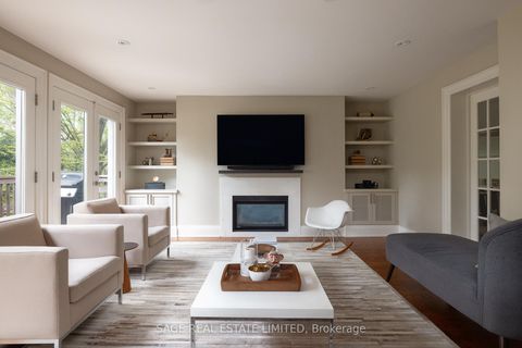 Photo 2 at 9 Canfield Place, Don Mills, Toronto