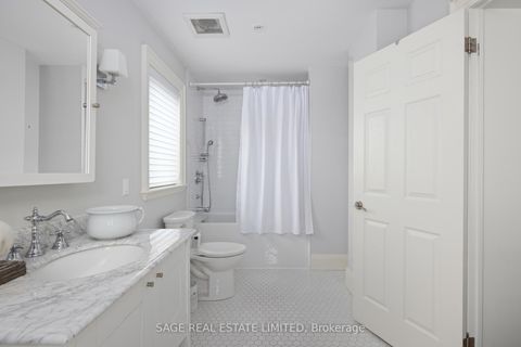 Photo 13 at 9 Canfield Place, Don Mills, Toronto