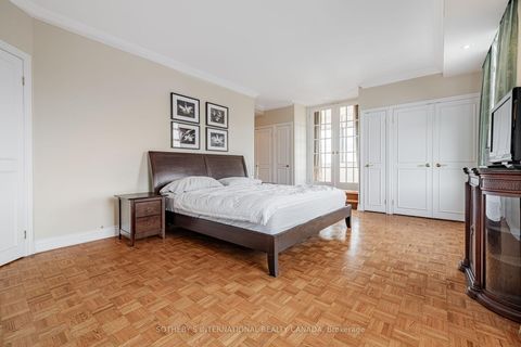 Photo 19 at 13 - 423 Avenue Road, St. Clair, Toronto