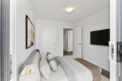 Photo 17 at 193 - 10 Lloyd Janes Lane, New Toronto, Toronto