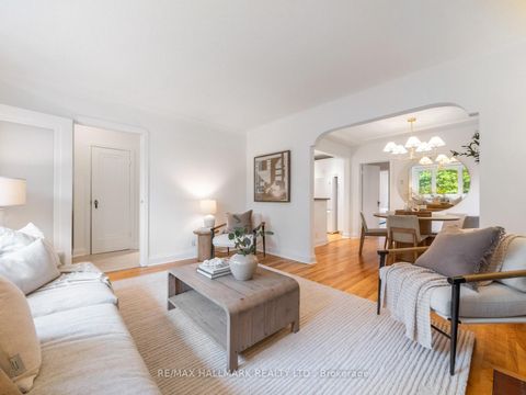Photo 6 at 11 Briar Dale Boulevard, Cliffside, Toronto