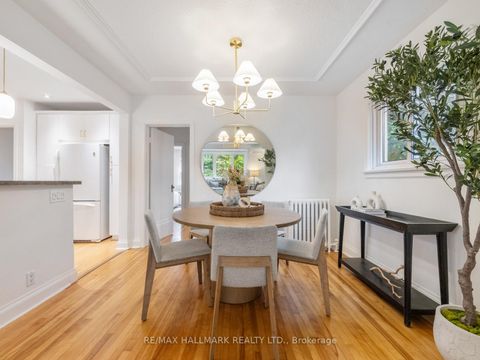 Photo 8 at 11 Briar Dale Boulevard, Cliffside, Toronto