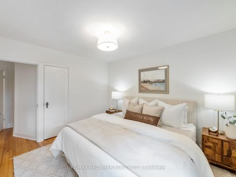 Photo 16 at 11 Briar Dale Boulevard, Cliffside, Toronto