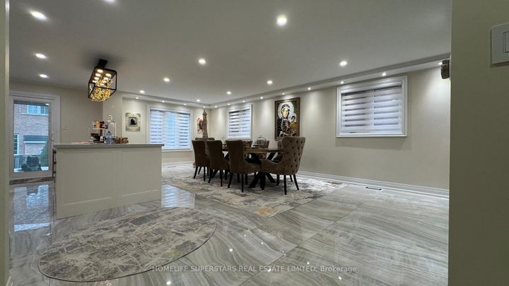 Photo 6 at 159 Richvale Drive S, Heart Lake East, Brampton