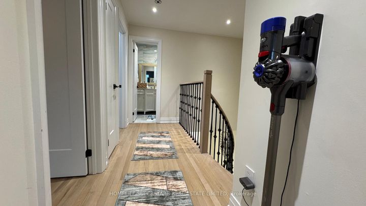 Photo 25 at 159 Richvale Drive S, Heart Lake East, Brampton