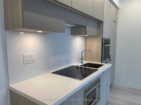 Photo 2 at 1204 - 39 roehampton Avenue, Mount Pleasant West, Toronto