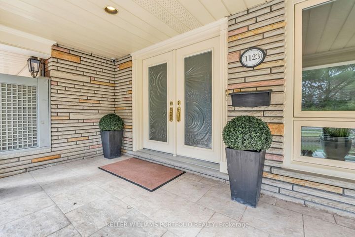 Photo 10 at 1123 Lakeshore Road E, OO Old Oakville, Oakville
