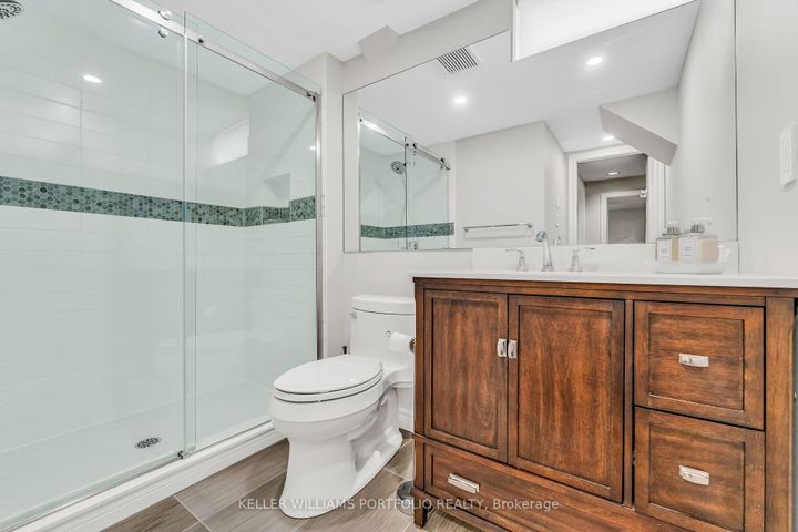 Photo 31 at 1123 Lakeshore Road E, OO Old Oakville, Oakville
