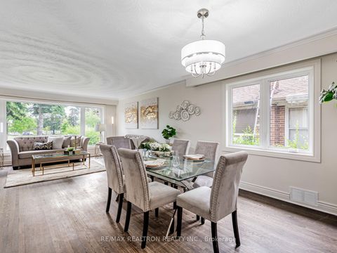 Photo 10 at 4 Chater Court, Lawrence, Toronto