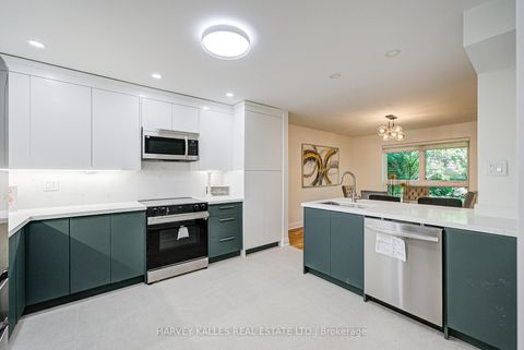 Photo 6 at 42 Crimson Mill Way, Windfields, Toronto