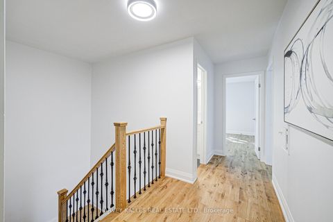 Photo 17 at 42 Crimson Mill Way, Windfields, Toronto