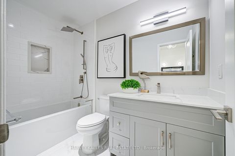 Photo 26 at 42 Crimson Mill Way, Windfields, Toronto