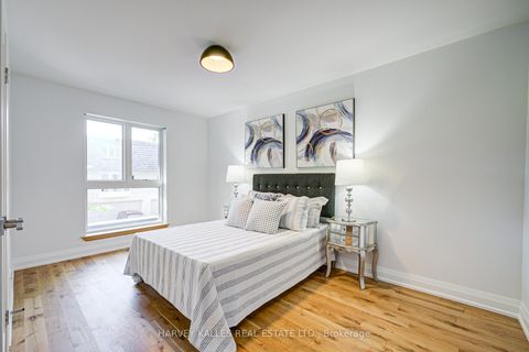 Photo 28 at 42 Crimson Mill Way, Windfields, Toronto