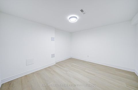 Photo 33 at 42 Crimson Mill Way, Windfields, Toronto