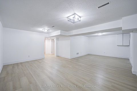 Photo 38 at 42 Crimson Mill Way, Windfields, Toronto