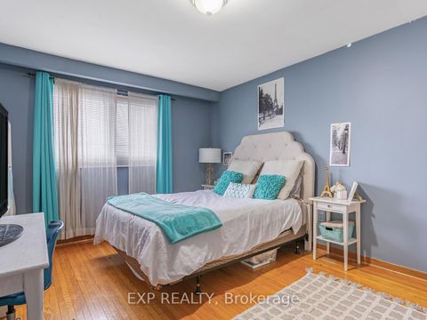 Photo 17 at 146 Weldrick Road W, North Richvale, Richmond Hill