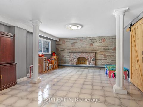 Photo 26 at 146 Weldrick Road W, North Richvale, Richmond Hill