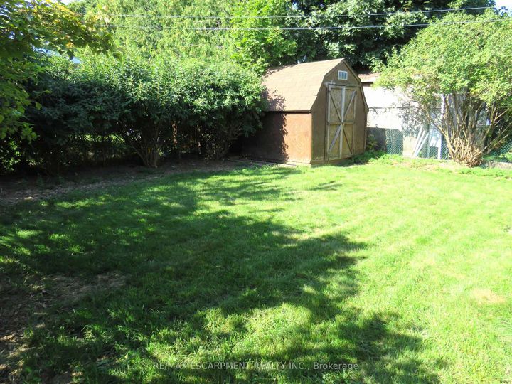 Photo 5 at 64 Luscombe Street, Greeningdon, Hamilton