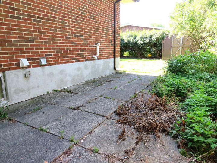Photo 6 at 64 Luscombe Street, Greeningdon, Hamilton