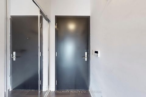 Photo 25 at 3607 - 65 St Mary Street, Bay Street Corridor, Toronto