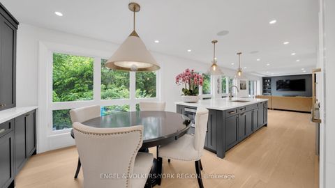 Photo 9 at 15 Silvergrove Road, Windfields, Toronto