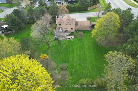 Photo 3 at 3 Henry Gate, Nobleton, King