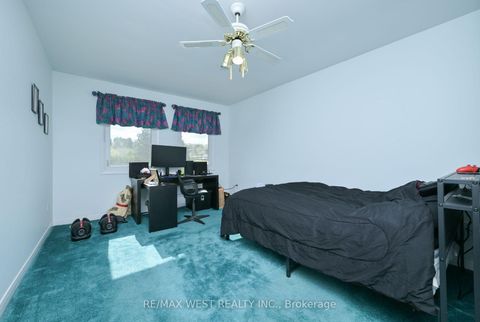 Photo 18 at 3 Henry Gate, Nobleton, King