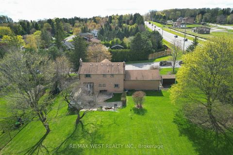 Photo 34 at 3 Henry Gate, Nobleton, King