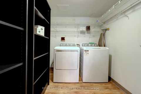 Photo 34 at 401W - 480 Queens Quay W, Waterfront Communities C1, Toronto