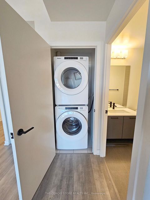 Photo 16 at 427 - 2300 St Clair Avenue W, Junction Area, Toronto