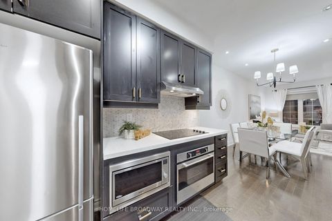 Photo 13 at 18 - 10 Hargrave Lane, York Mills, Toronto