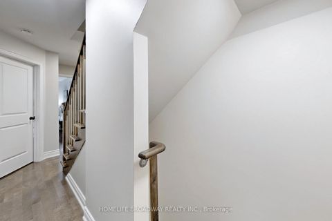 Photo 17 at 18 - 10 Hargrave Lane, York Mills, Toronto