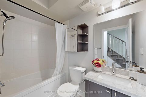Photo 24 at 18 - 10 Hargrave Lane, York Mills, Toronto