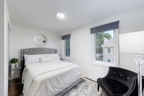 Photo 26 at 18 - 10 Hargrave Lane, York Mills, Toronto