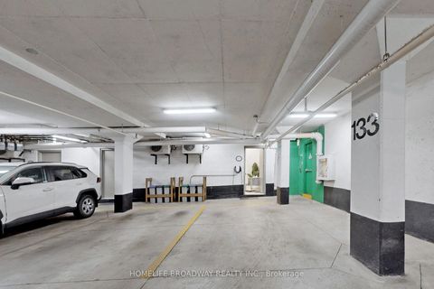 Photo 39 at 18 - 10 Hargrave Lane, York Mills, Toronto