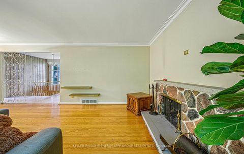 Photo 19 at 15 Artinger Court, Don Mills, Toronto