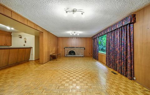 Photo 29 at 15 Artinger Court, Don Mills, Toronto