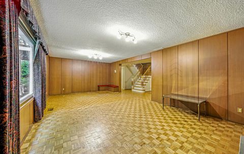 Photo 30 at 15 Artinger Court, Don Mills, Toronto