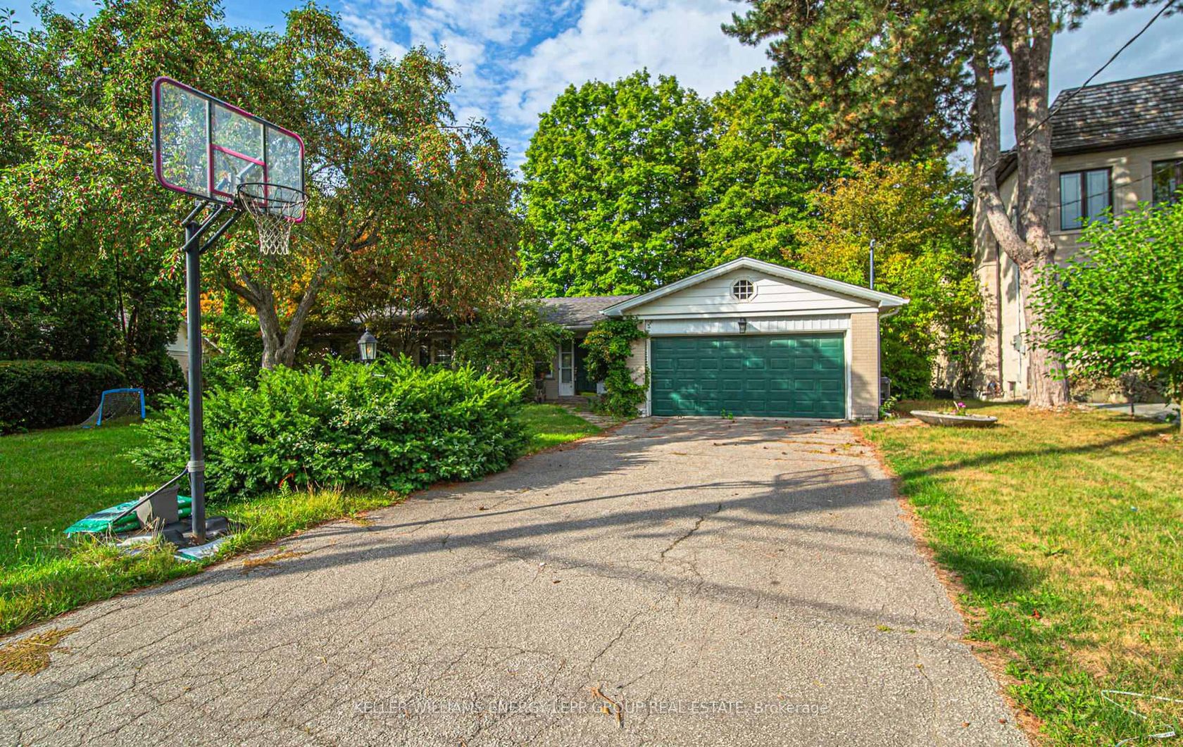 15 Artinger Court, Don Mills, Toronto 