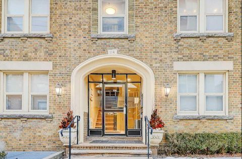 Photo 4 at 303 - 114 Vaughan Road, Cedarvale, Toronto